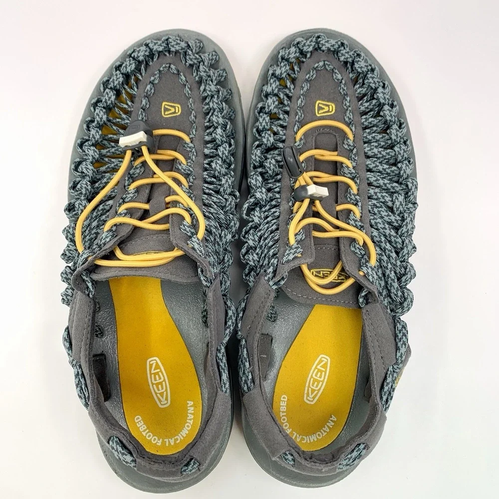 KEEN Uneek Sandals Men's 9 Grey Yellow Paracord Bungee Hiking Outdoors Slingback
